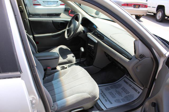 Used 2001 Chevrolet Malibu V6 FWD image 21