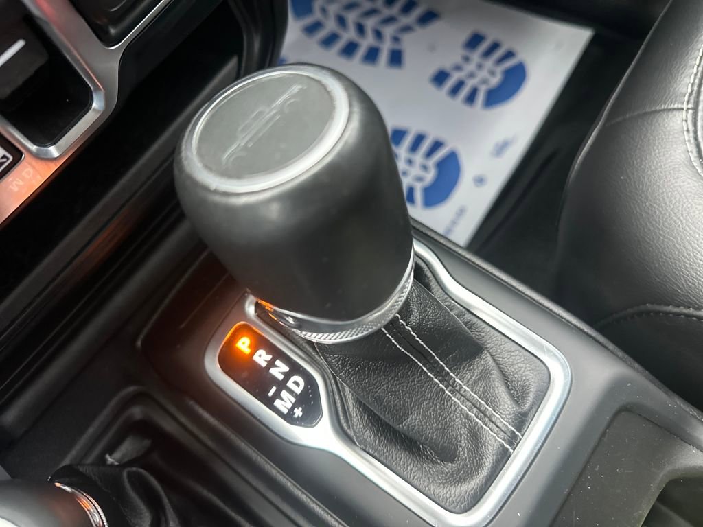 Used 2020 Jeep Gladiator Overland image 26