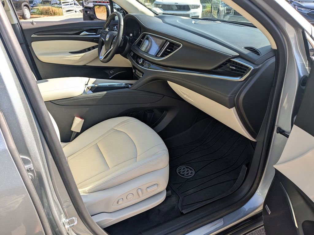 Used 2023 Buick Enclave Premium w/ Experience Buick Package FWD image 41