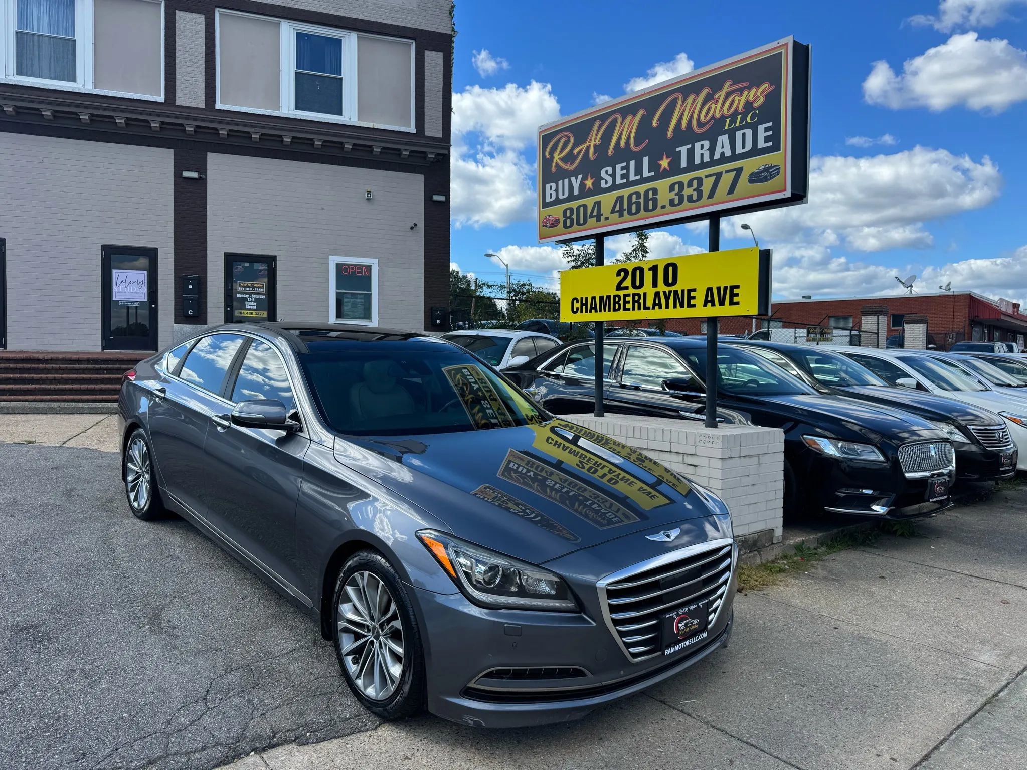 Used 2015 Hyundai Genesis 3.8 w/ Option Group 03 image 1
