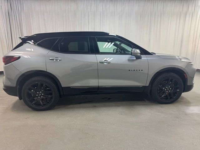 Used 2024 Chevrolet Blazer RS w/ Driver Confidence II Package image 3