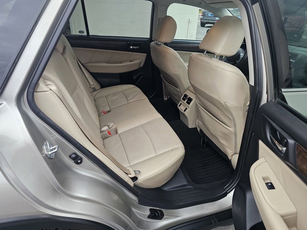 Used 2018 Subaru Outback 3.6R Limited image 24