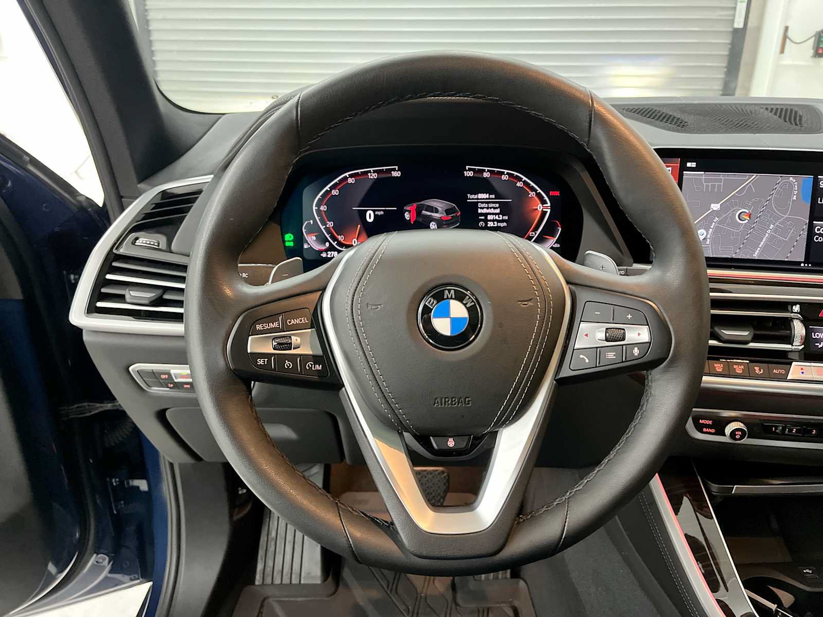 Used 2023 BMW X5 xDrive40i w/ Premium Package AWD/4WD image 17