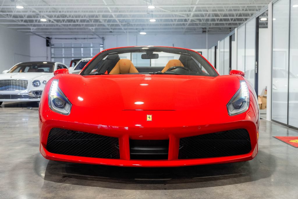 Used 2018 Ferrari 488 Spider RWD image 14