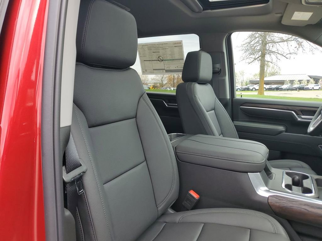 New 2025 GMC Sierra 2500 SLT w/ SLT Premium Package image 30
