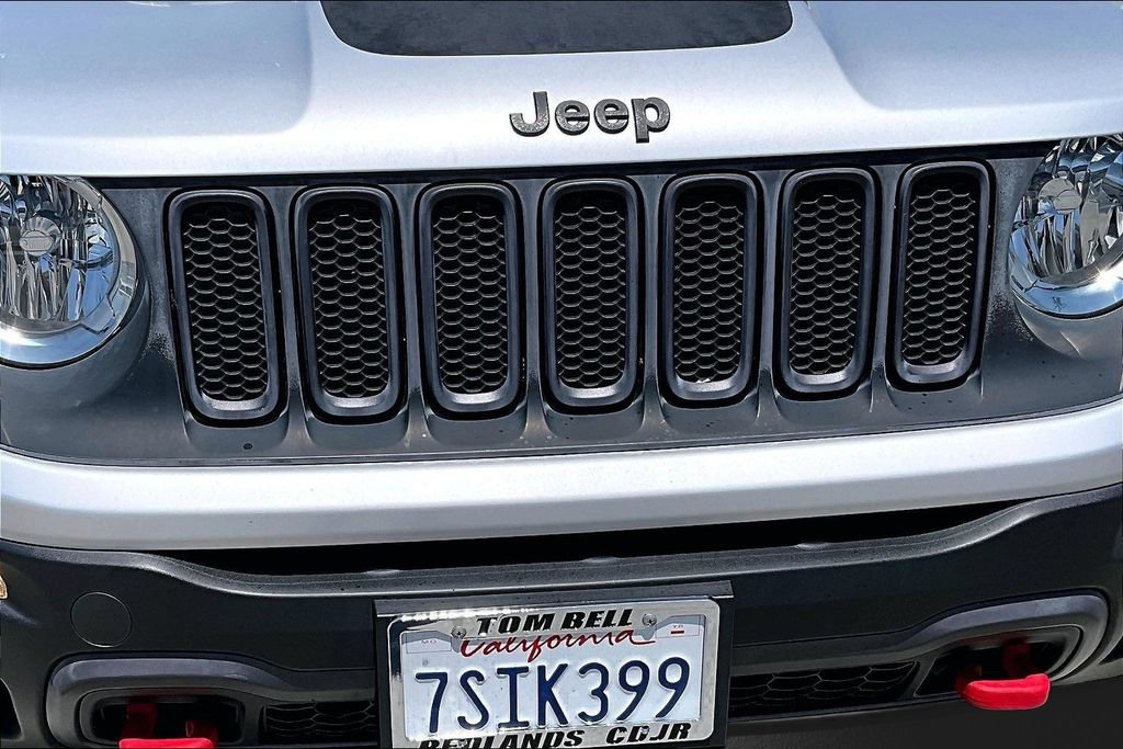 Certified 2016 Jeep Renegade Trailhawk AWD/4WD image 29