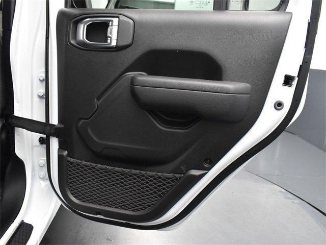 Used 2024 Jeep Wrangler Sport S image 16