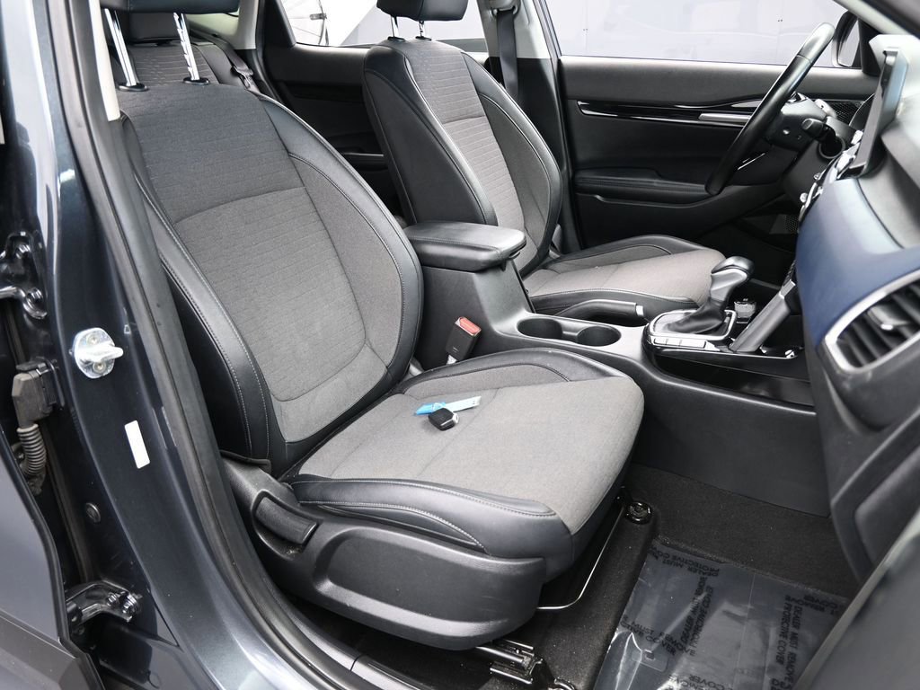 Used 2023 Kia Seltos S w/ Navigation Package image 45