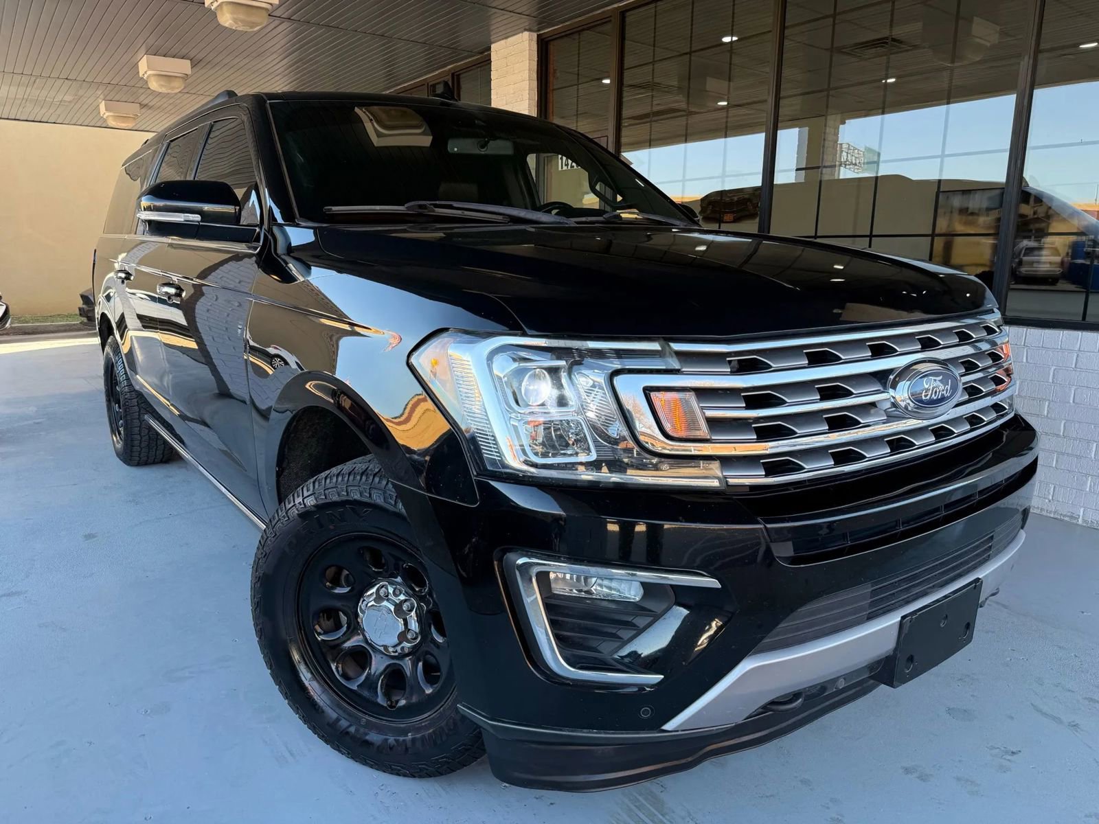 Used 2018 Ford Expedition Max Limited w/ Equipment Group 301A image 1