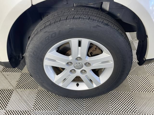 Used 2012 Dodge Journey SXT w/ Flexible Seating Group FWD image 18
