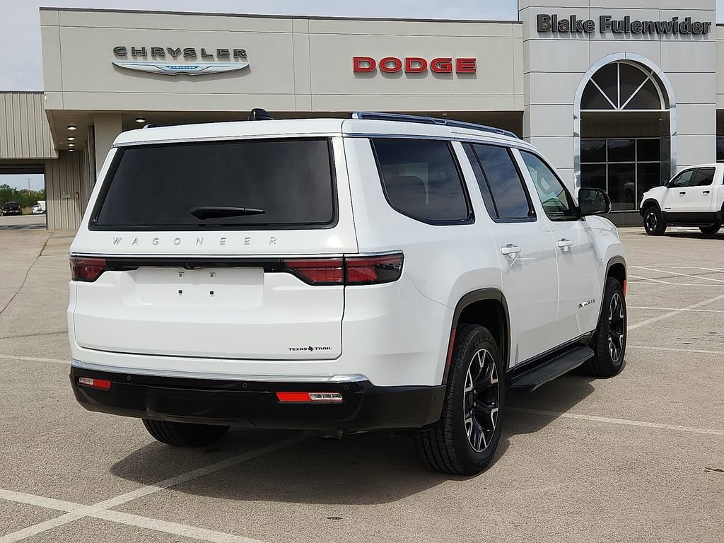 New 2025 Jeep Wagoneer 4WD w/ Convenience Group I image 4