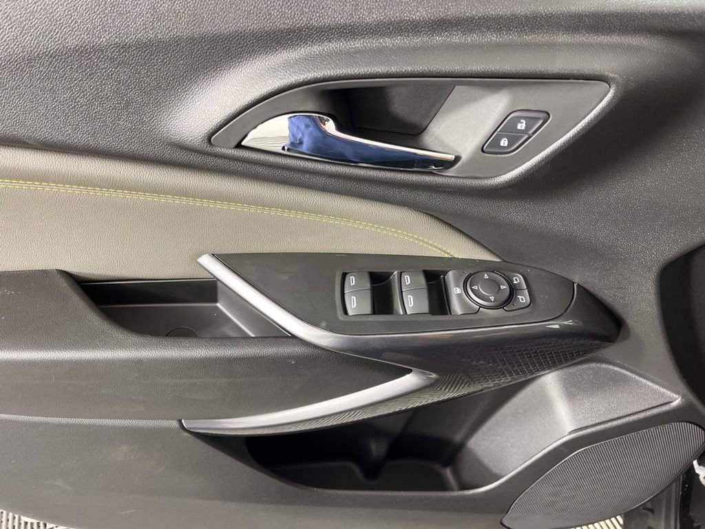 New 2026 Chevrolet Trax ACTIV w/ Driver Confidence Package FWD image 25