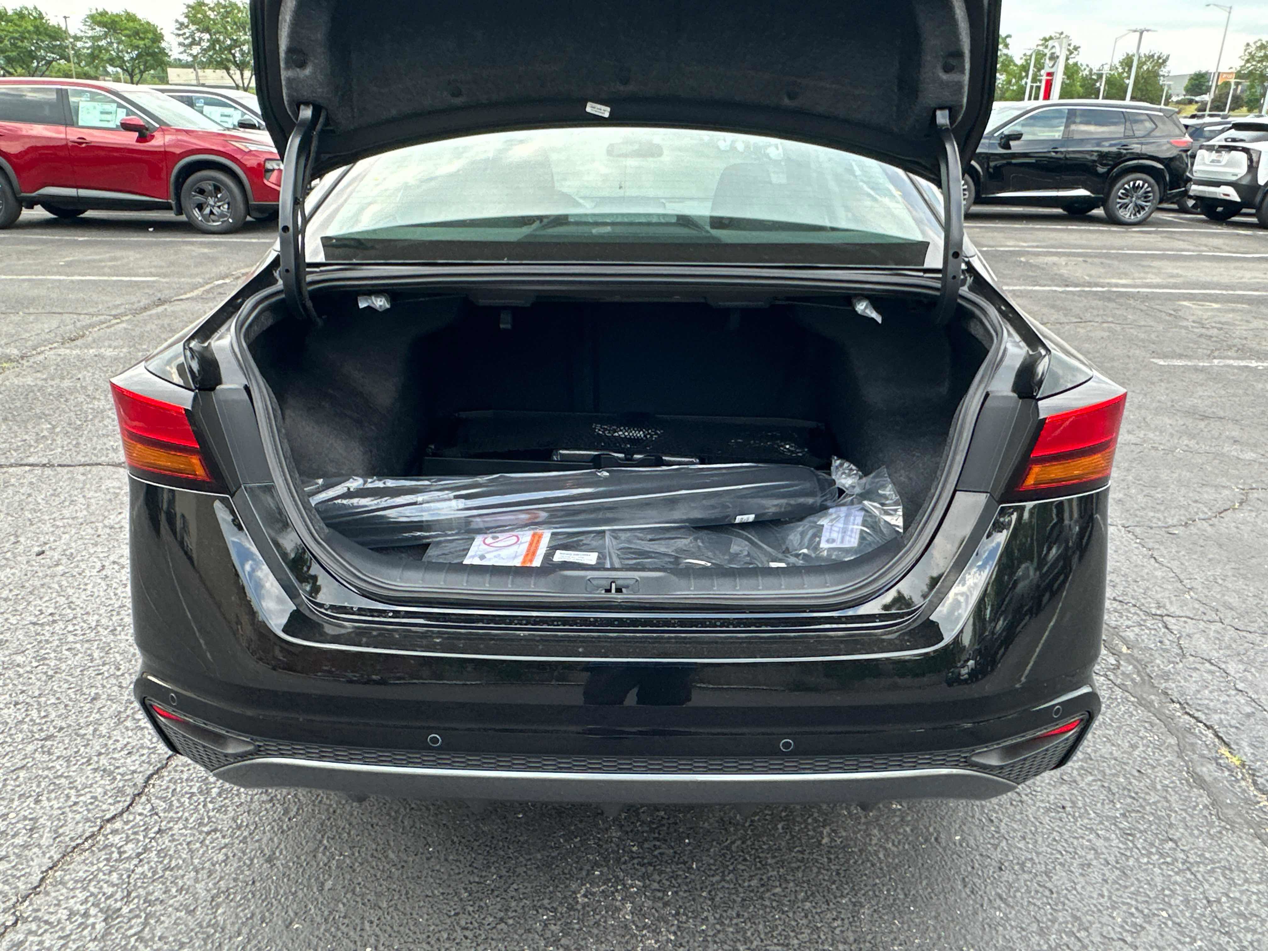 New 2026 Nissan Altima 2.5 SV AWD/4WD image 14
