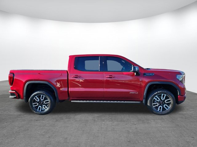 Used 2024 GMC Sierra 1500 AT4 w/ Technology Package image 4
