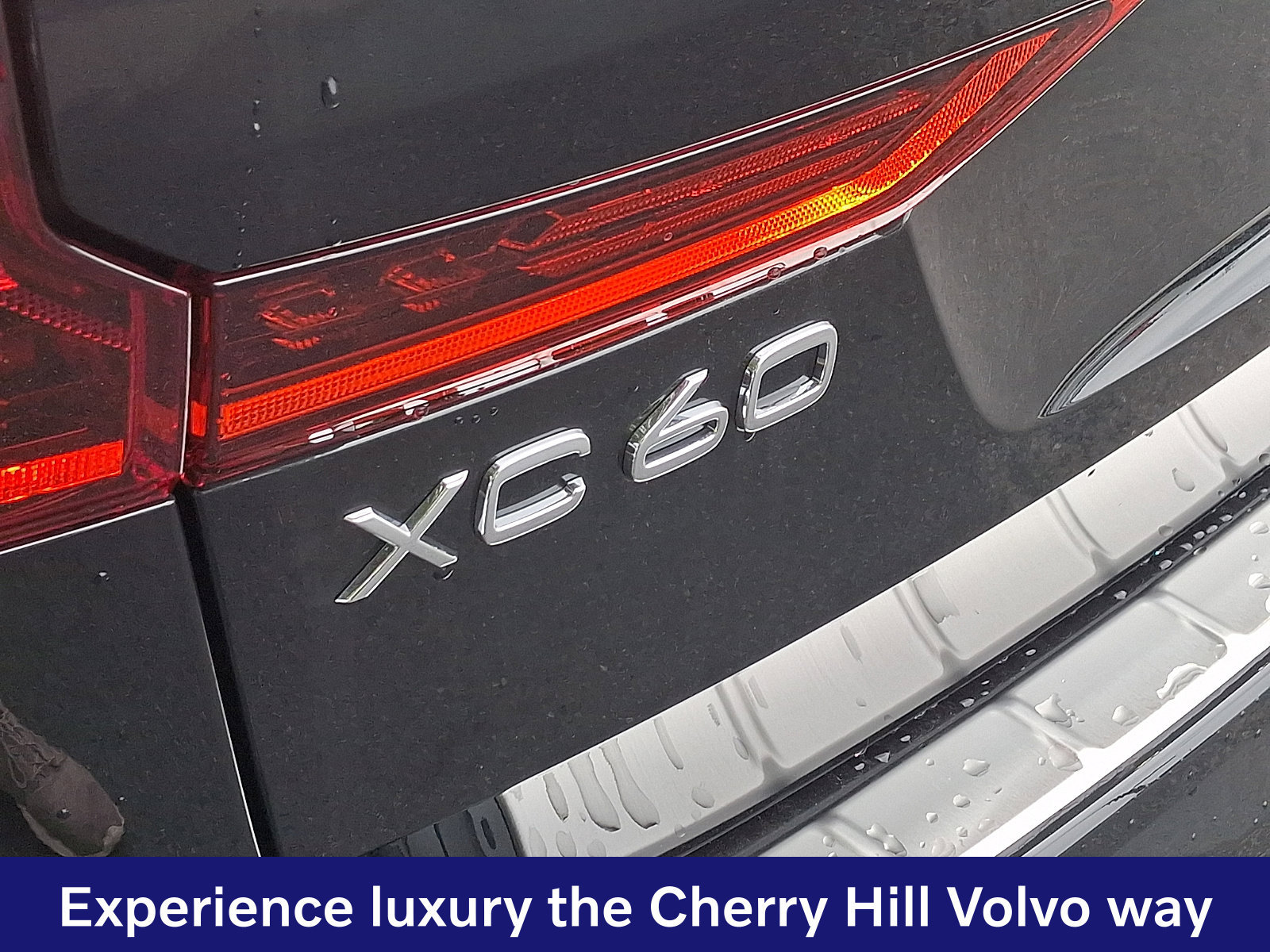 New 2027 Volvo XC60 B5 Plus AWD/4WD image 16