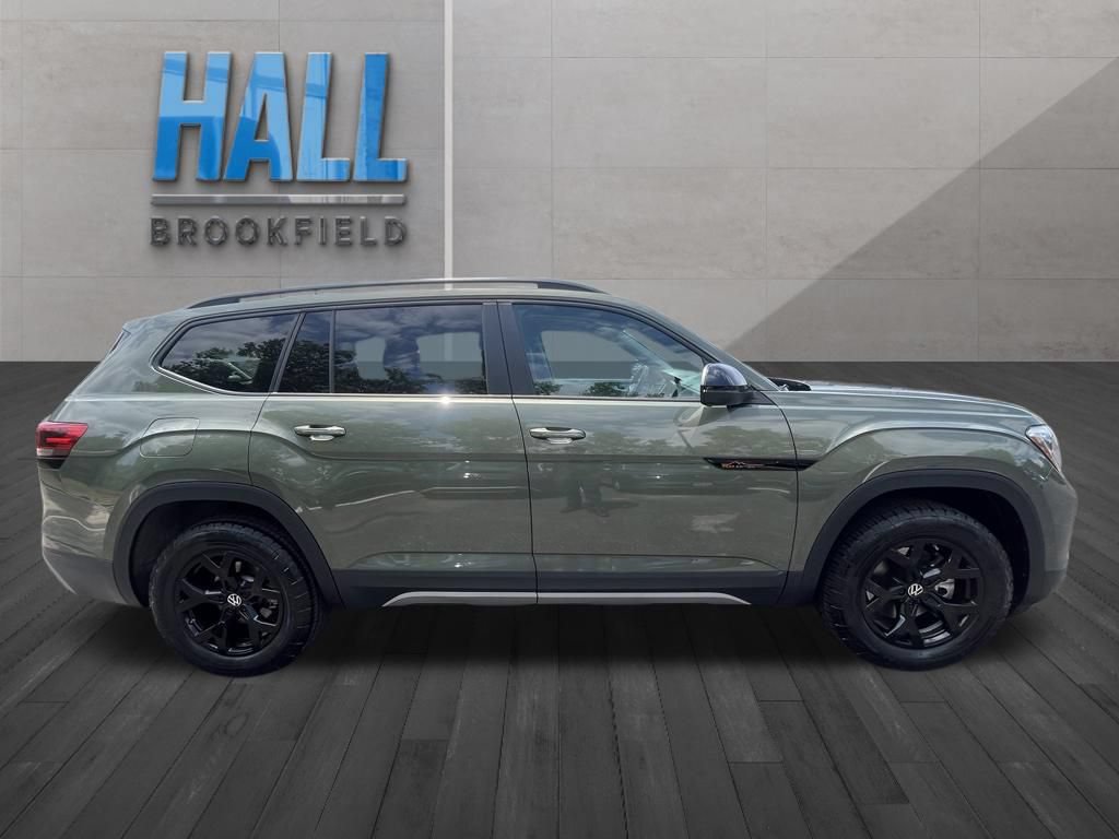 Used 2026 Volkswagen Atlas Peak Edition AWD/4WD image 7