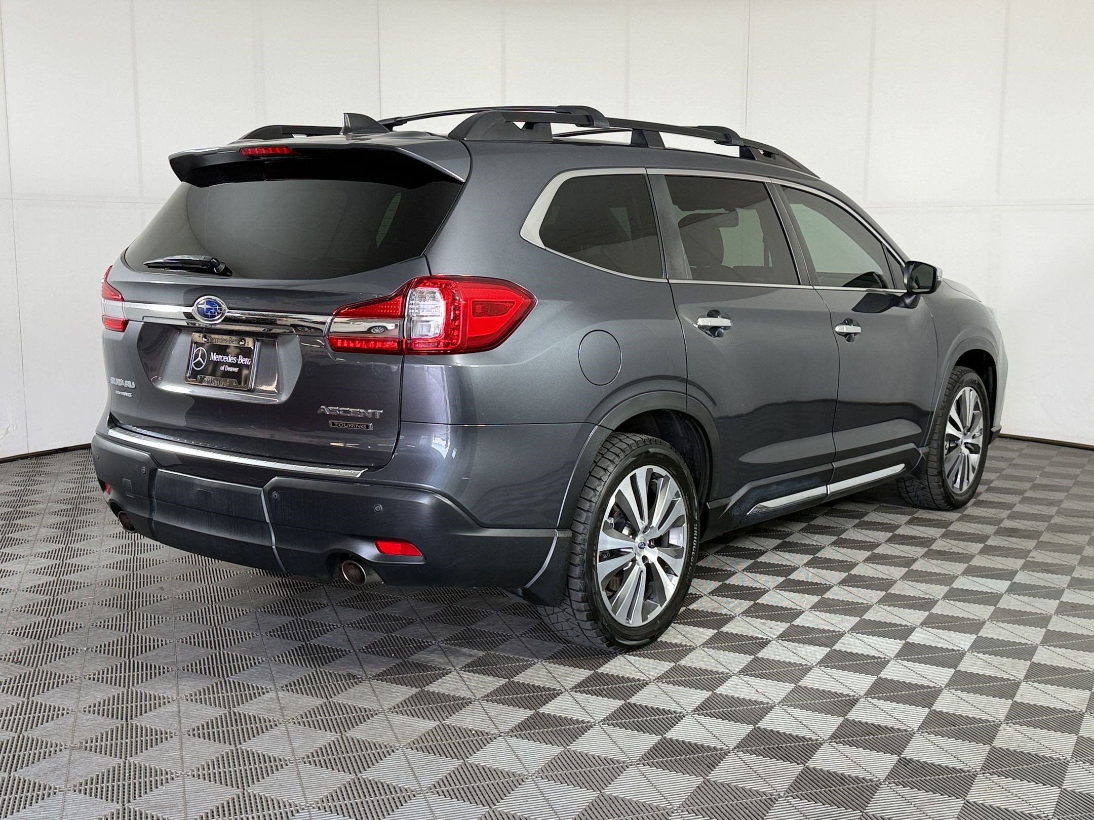 Used 2019 Subaru Ascent Touring AWD/4WD image 9