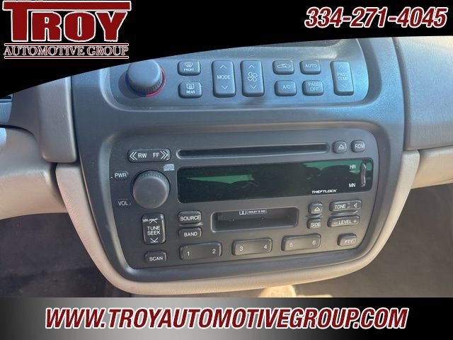 Used 2004 Cadillac De Ville w/ Equipment Group FWD image 28