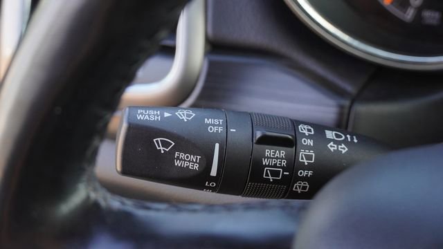 Certified 2021 Jeep Grand Cherokee Laredo image 30