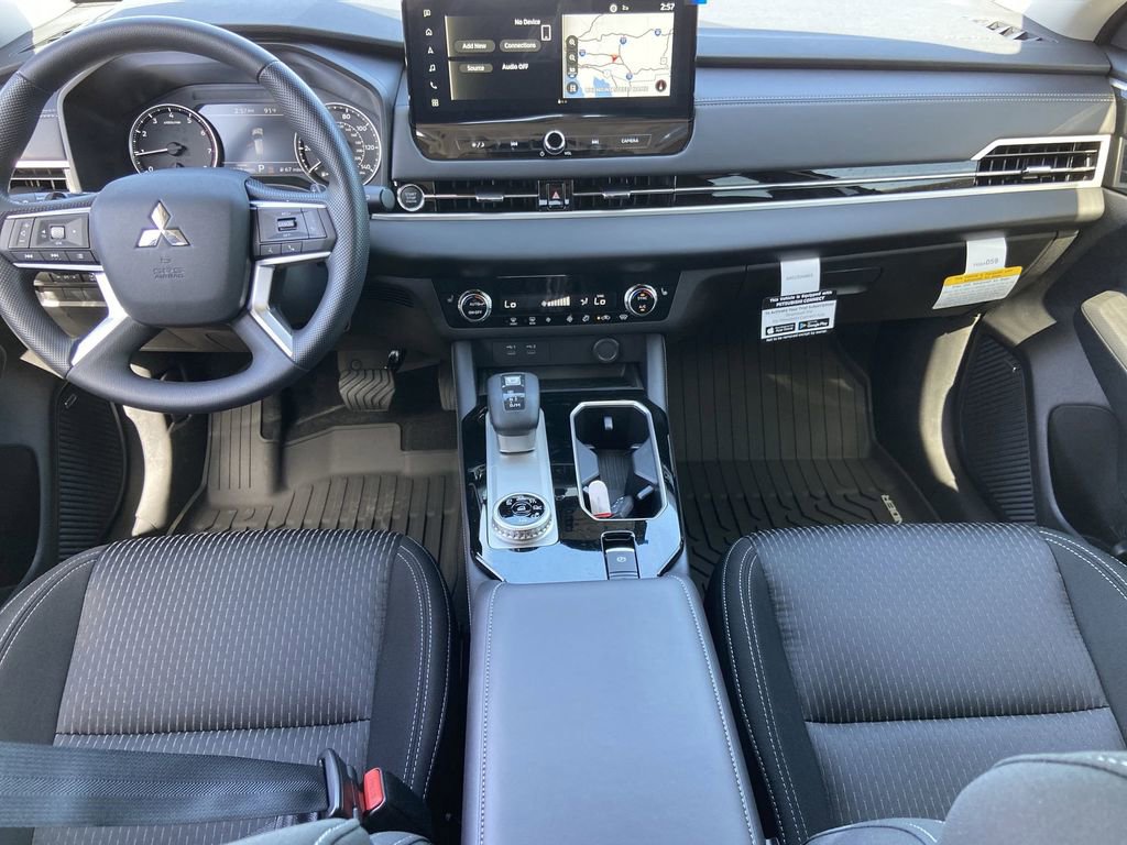 New 2026 Mitsubishi Outlander ES AWD/4WD image 16