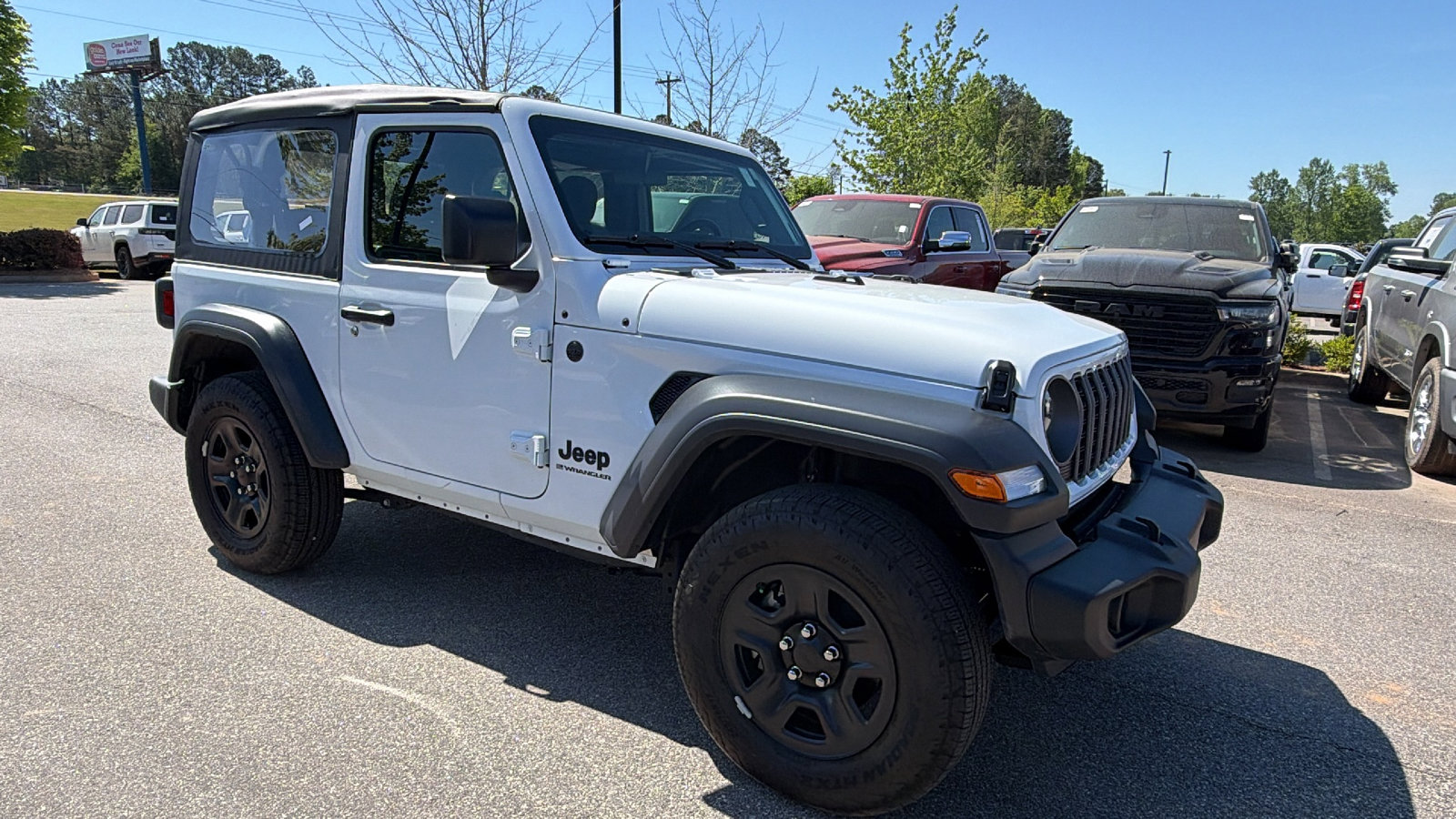 Used 2025 Jeep Wrangler Sport image 5