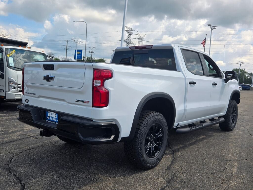 New 2026 Chevrolet Silverado 1500 ZR2 AWD/4WD image 13