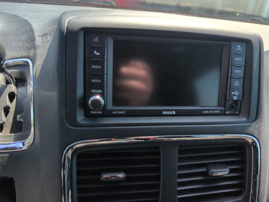 Used 2020 Dodge Grand Caravan SE FWD image 10