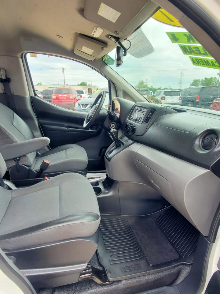 Used 2017 Nissan NV200 S w/ Cruise Control Package image 16