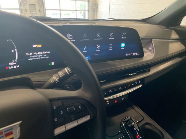 Certified 2024 Cadillac XT4 Premium Luxury FWD image 18