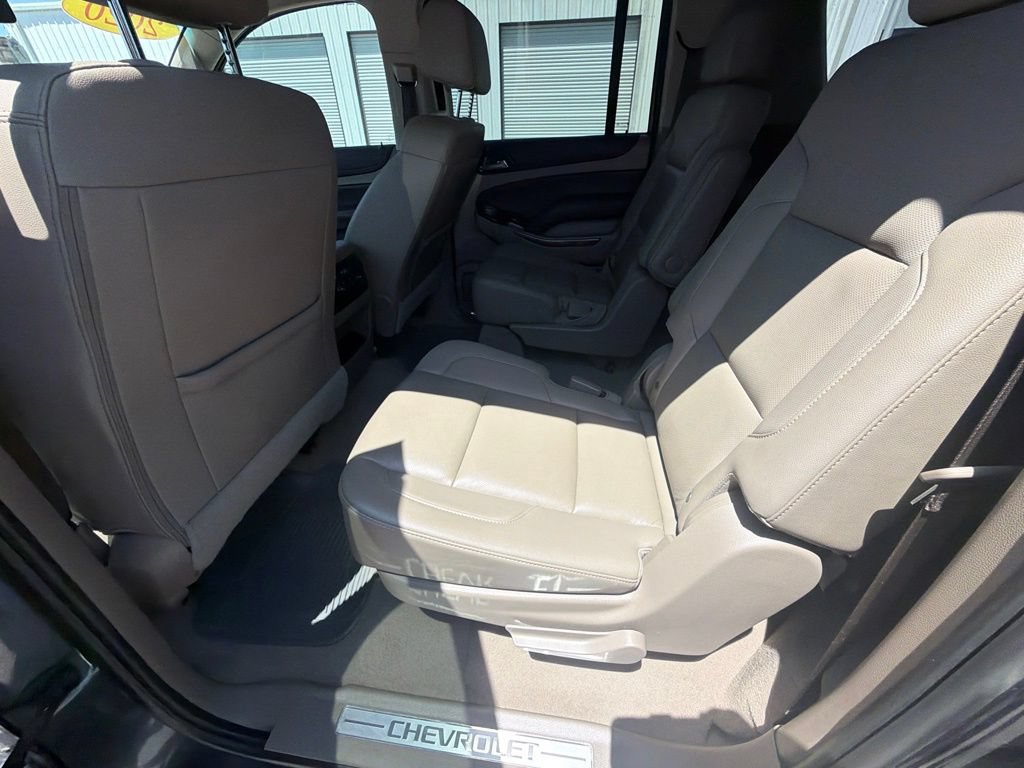 Used 2020 Chevrolet Suburban Premier w/ RST 6.2L Performance Edition AWD/4WD image 31