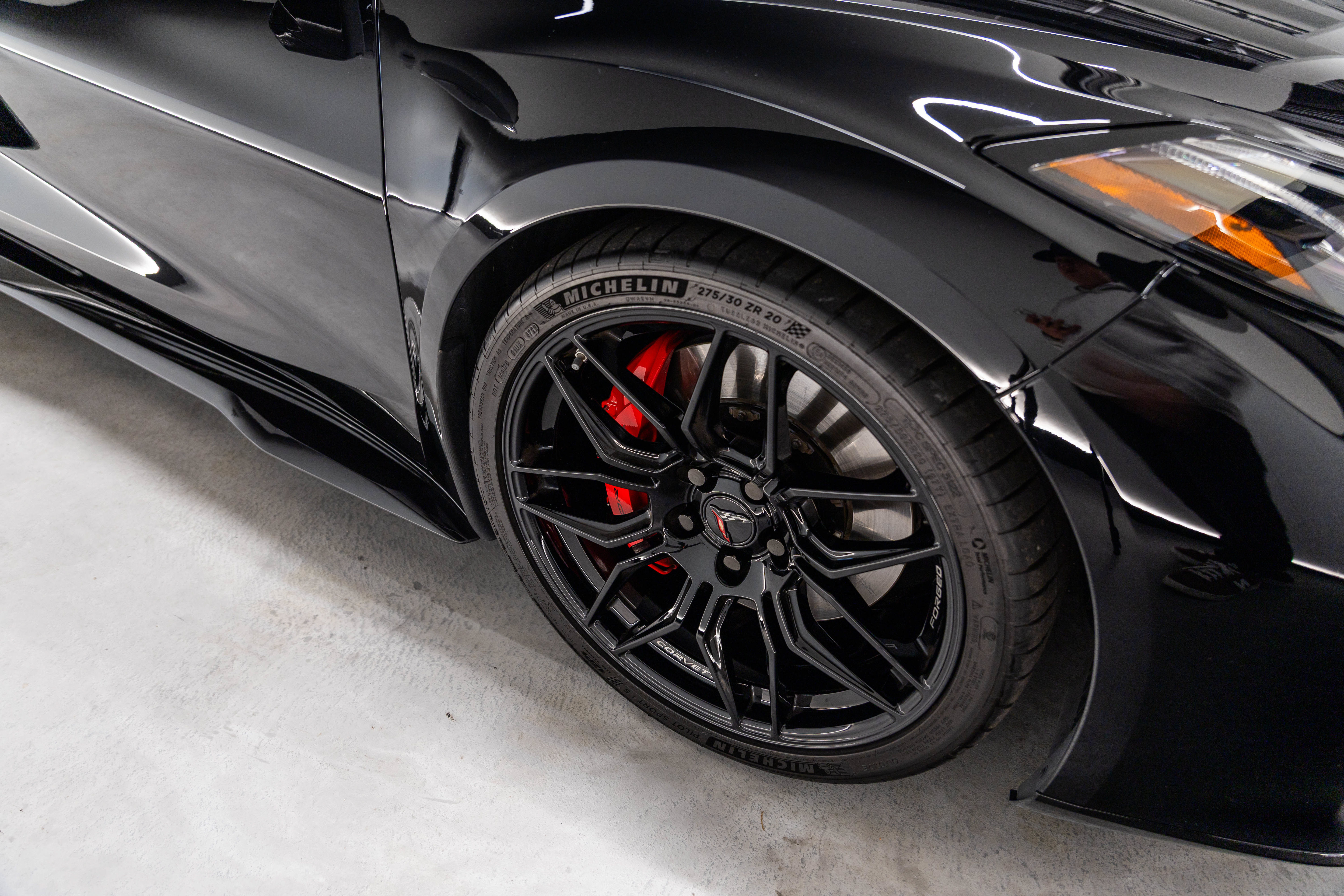Used 2023 Chevrolet Corvette Z06 RWD image 9