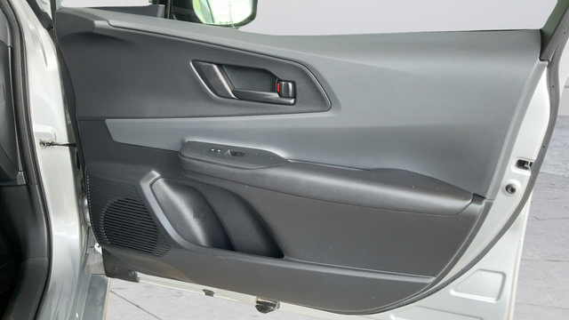 Used 2024 Toyota Prius LE FWD image 22