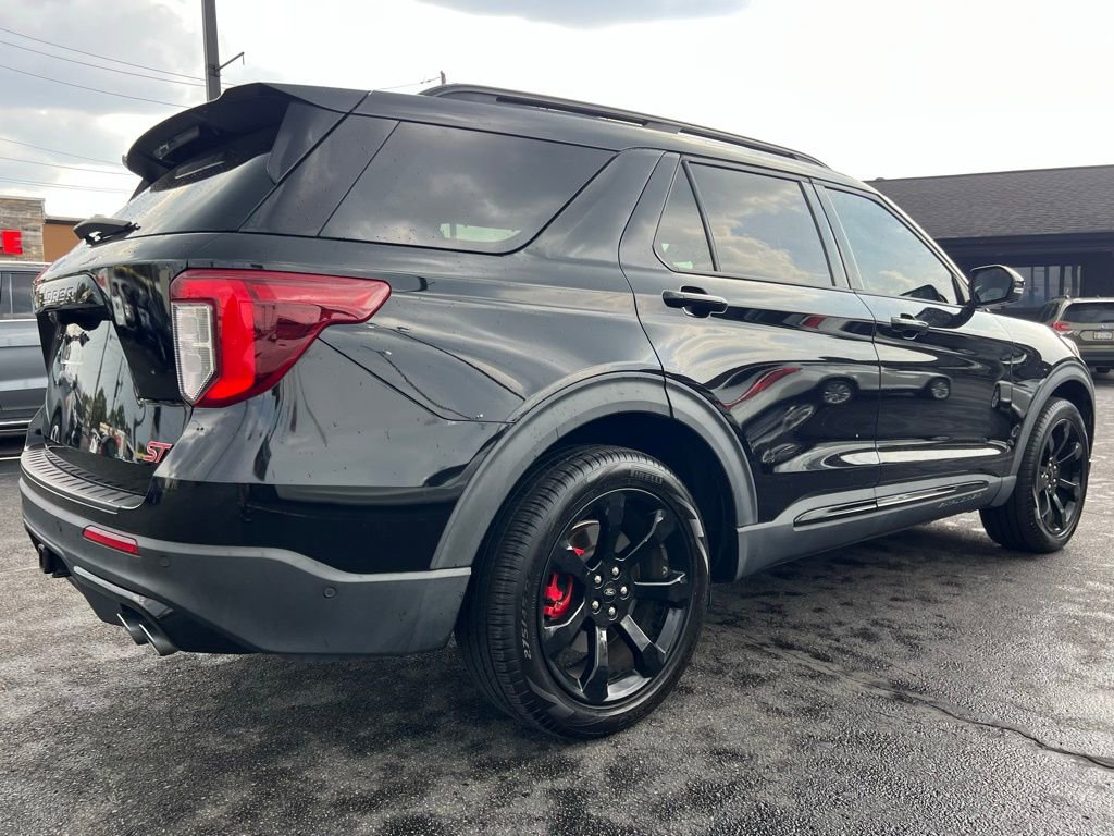 Used 2020 Ford Explorer ST w/ ST Street Pack image 8