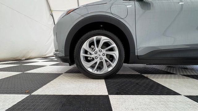 New 2027 Chevrolet Bolt LT w/ Comfort Package FWD image 9