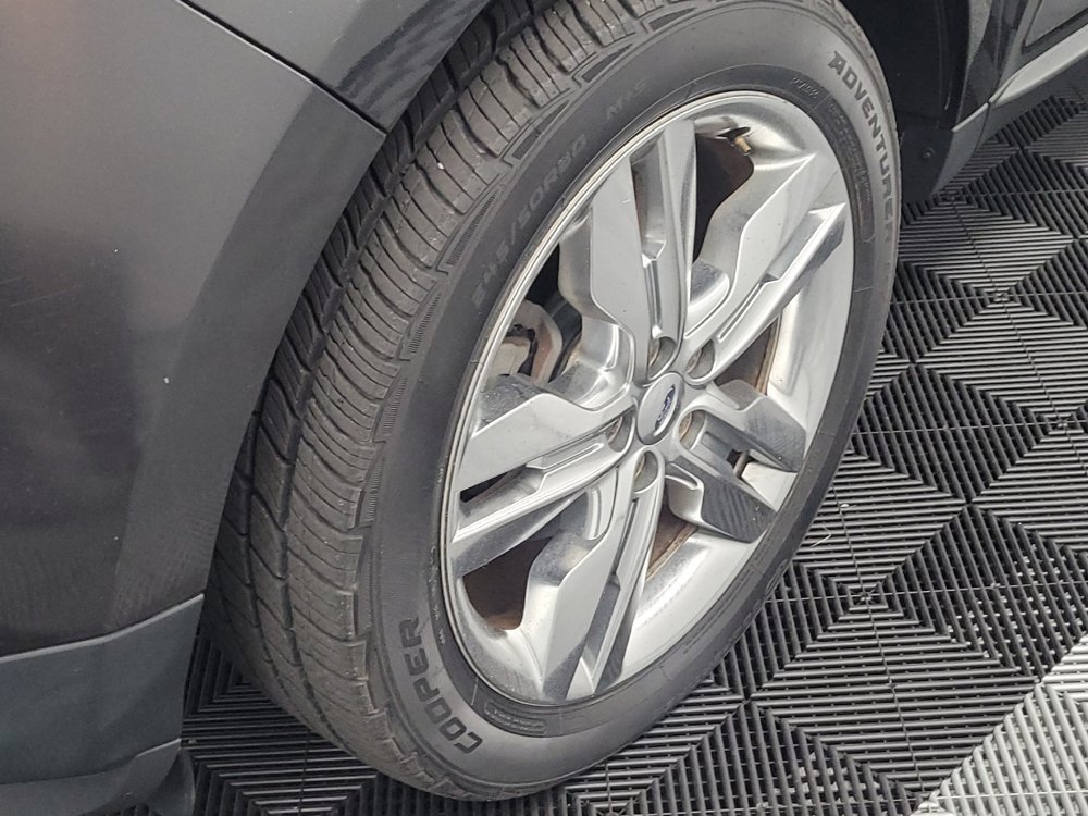 Used 2014 Ford Edge Limited w/ Equipment Group 301A FWD image 31