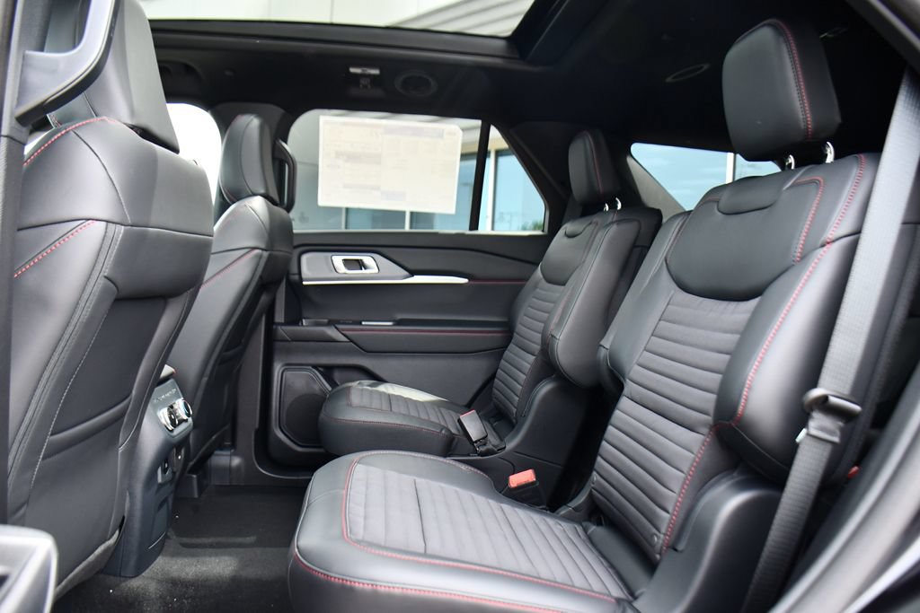 New 2026 Ford Explorer ST-Line AWD/4WD image 21