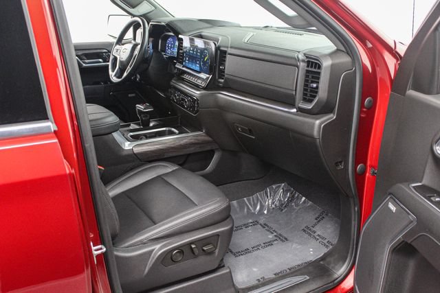 Certified 2023 Chevrolet Silverado 1500 LTZ w/ Technology Package AWD/4WD image 22