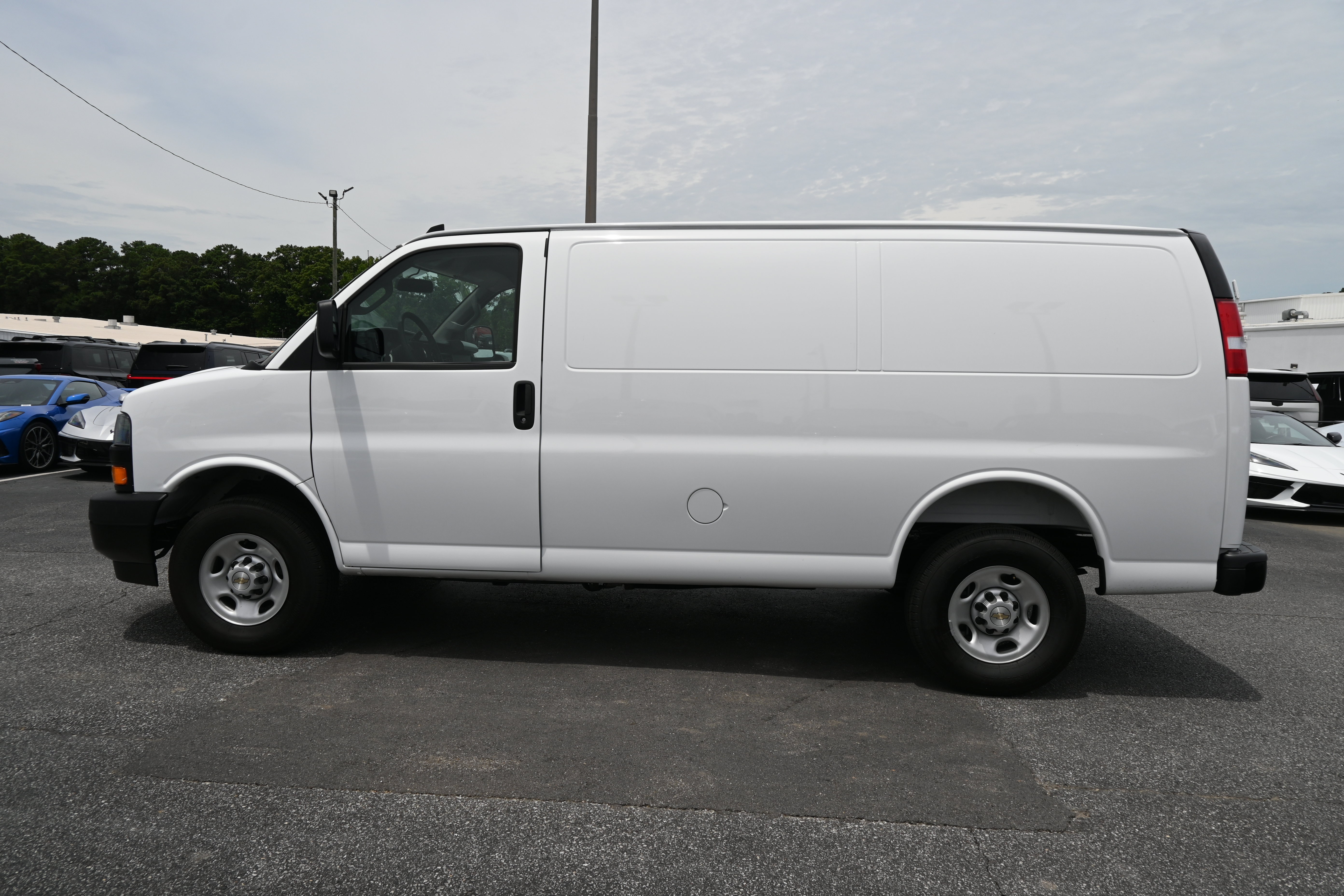 New 2025 Chevrolet Express 2500 w/ Driver Convenience Package RWD image 7