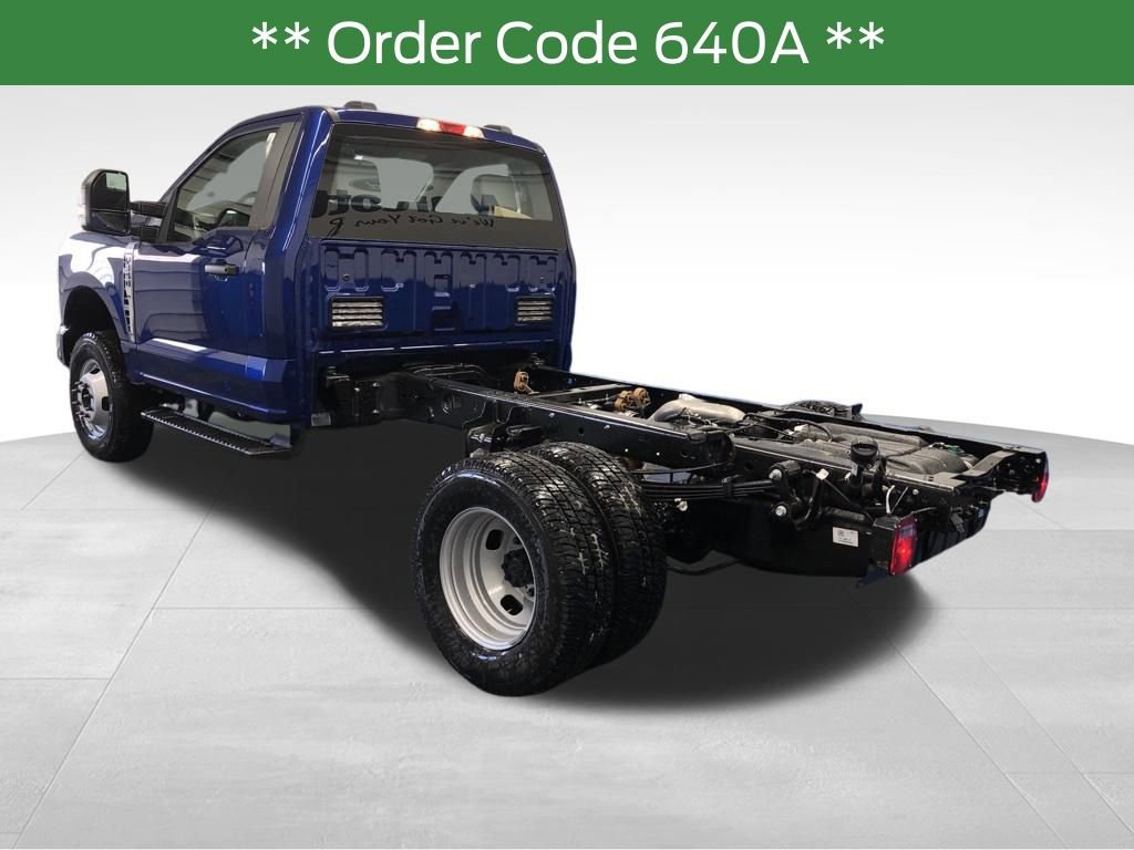 New 2026 Ford F350 XL w/ XL Chrome Package AWD/4WD image 3