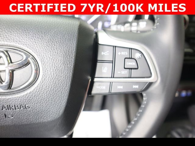 Used 2022 Toyota Highlander XSE image 23