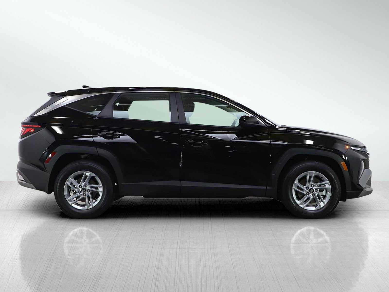 Certified 2026 Hyundai Tucson SE FWD image 7