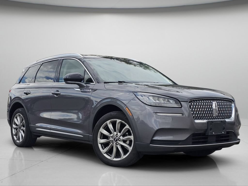 Used 2021 Lincoln Corsair AWD w/ Premium Package image 2