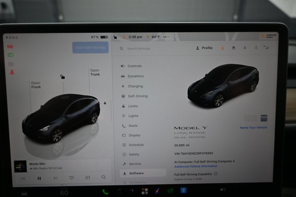 Used 2024 Tesla Model Y Long Range AWD/4WD image 10