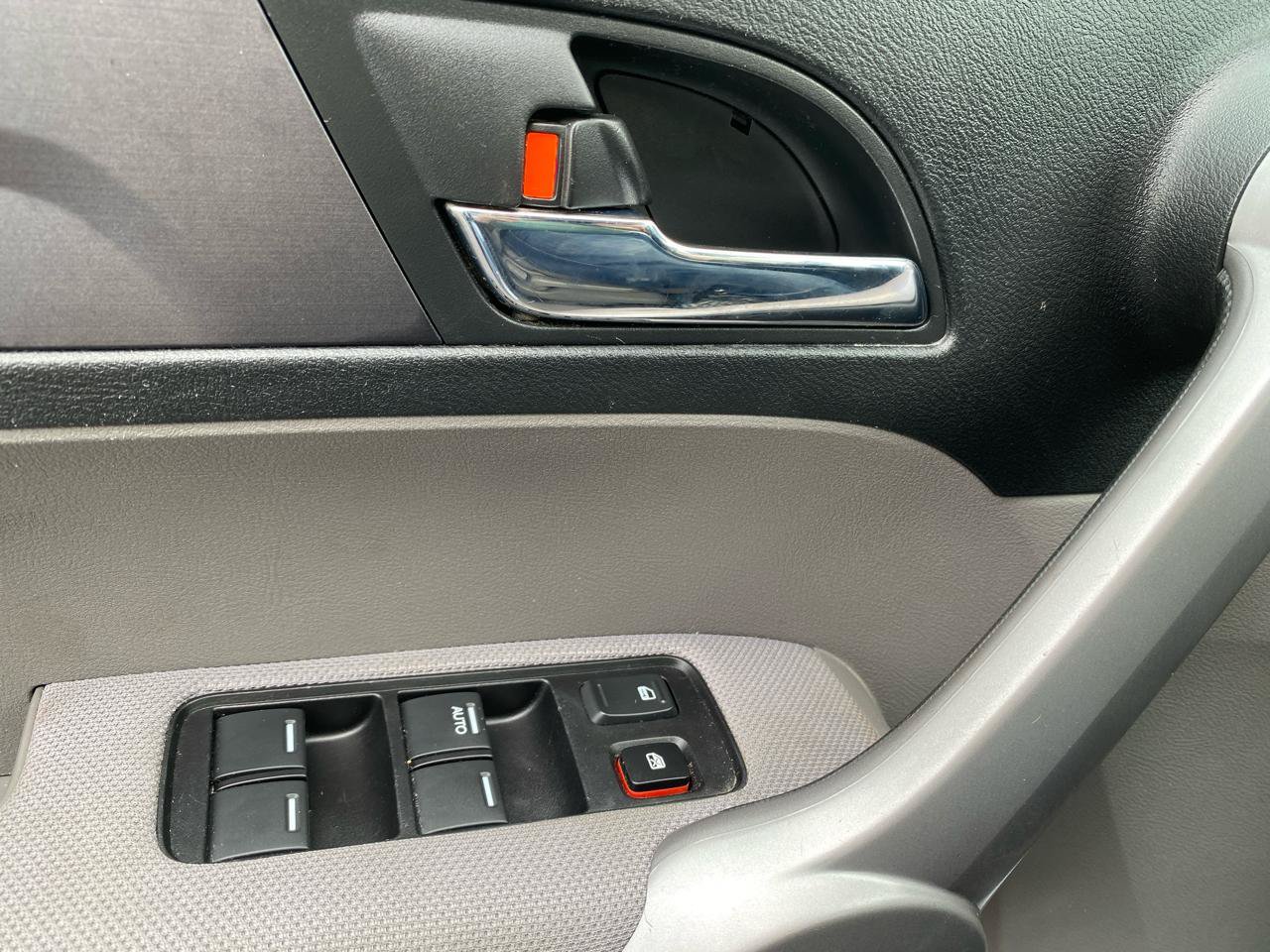 Used 2007 Honda CR-V LX image 14