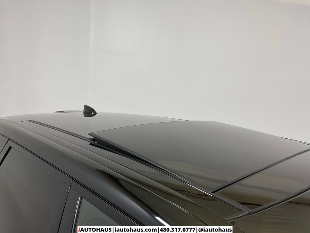 Used 2017 Land Rover Range Rover Sport HSE image 38