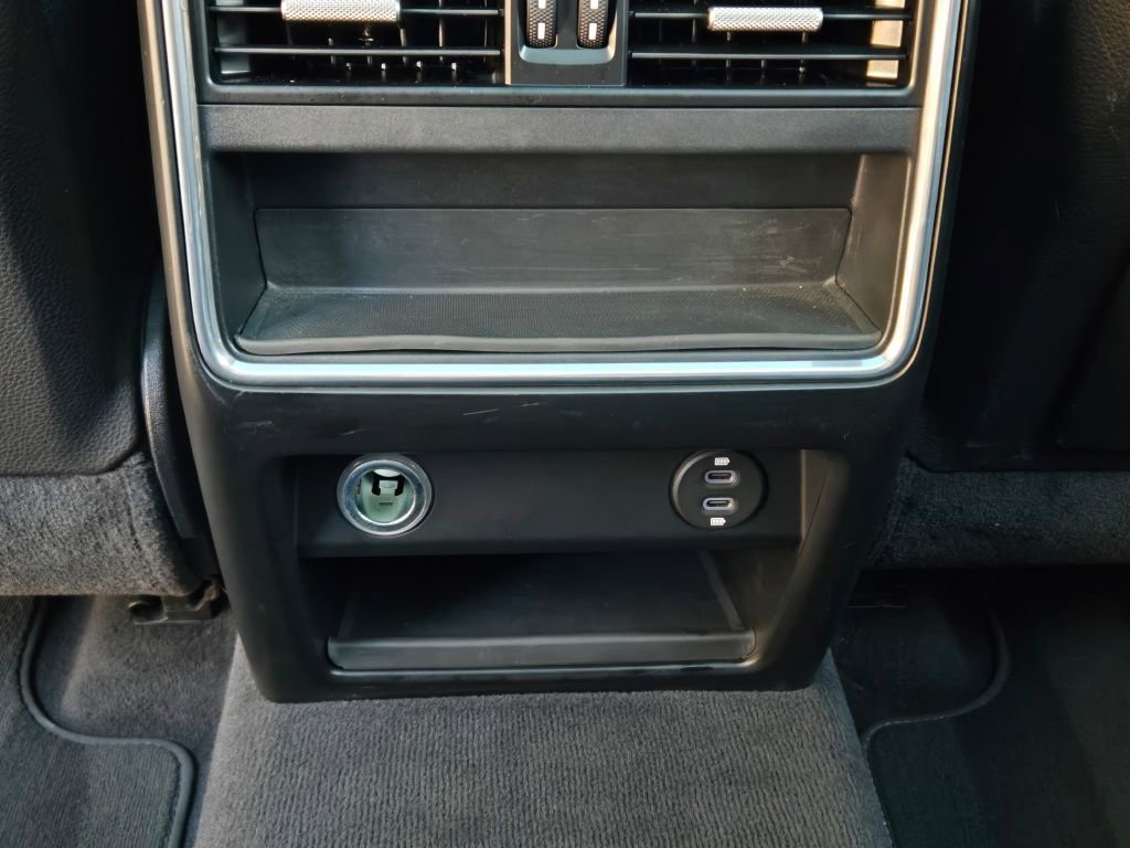 Certified 2020 Porsche Cayenne image 34