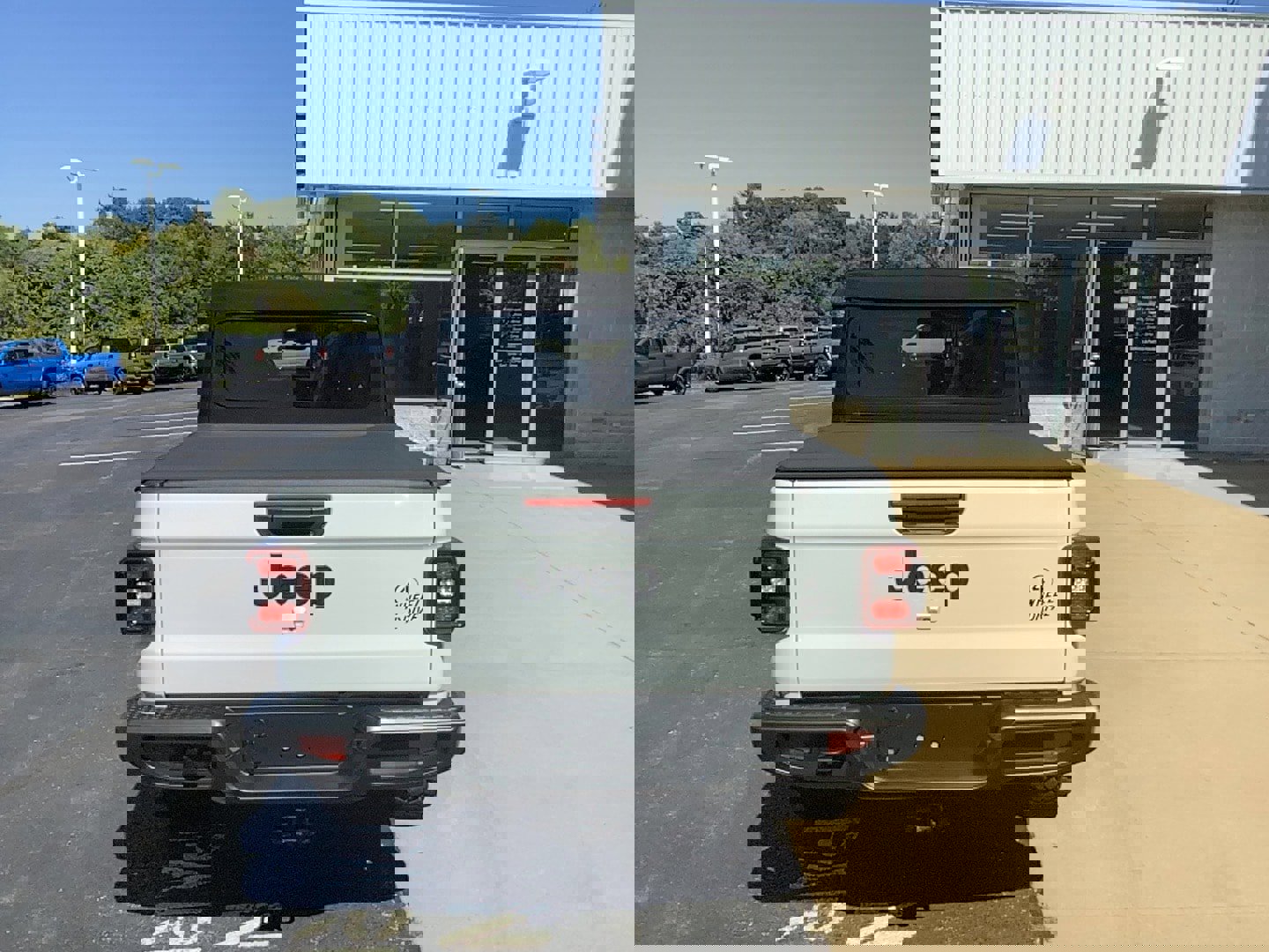 Certified 2024 Jeep Gladiator Sport image 6