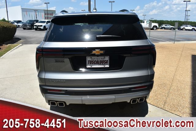 New 2027 Chevrolet Traverse LT w/ Sun and Wheel Package FWD image 8