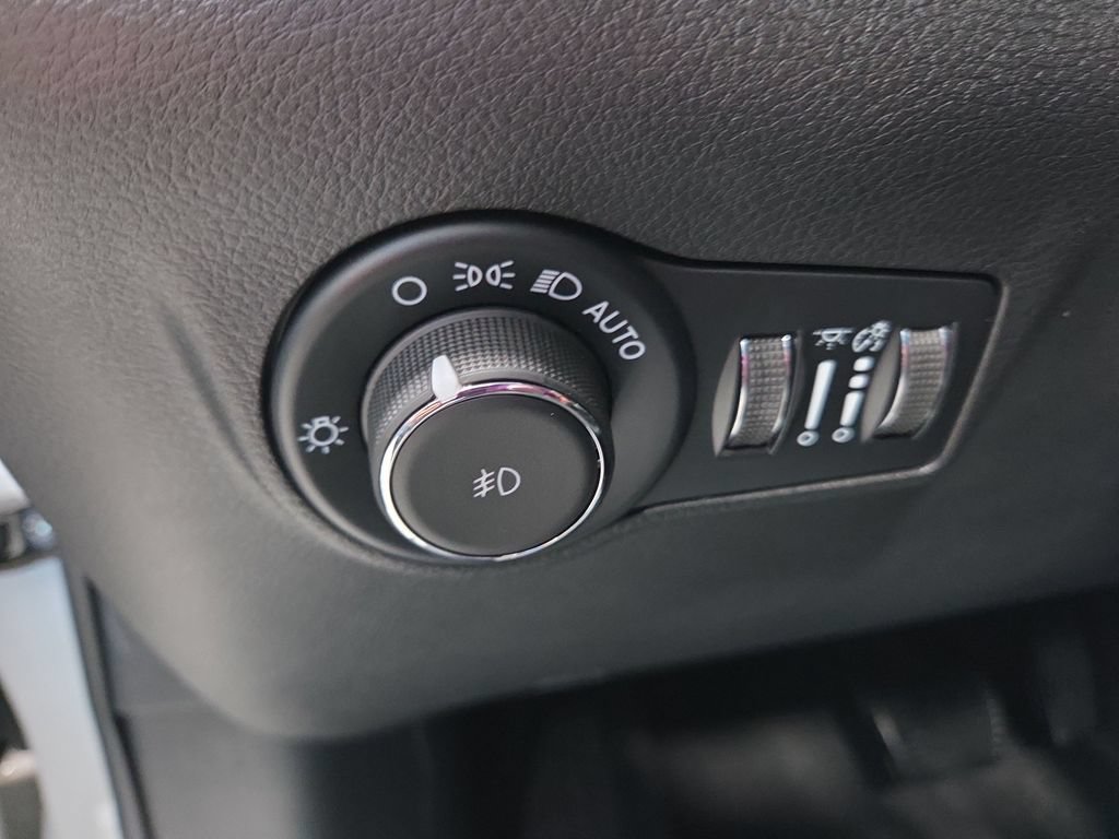 New 2026 Jeep Compass Trailhawk AWD/4WD image 22