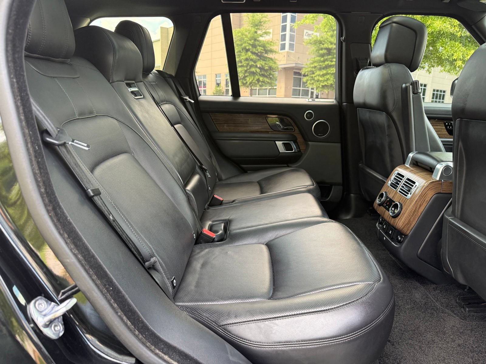 Used 2019 Land Rover Range Rover HSE AWD/4WD image 41